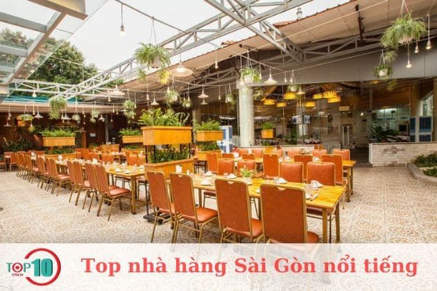 Không gian ẩm thực phong phú – Nhà hàng Dìn Ký