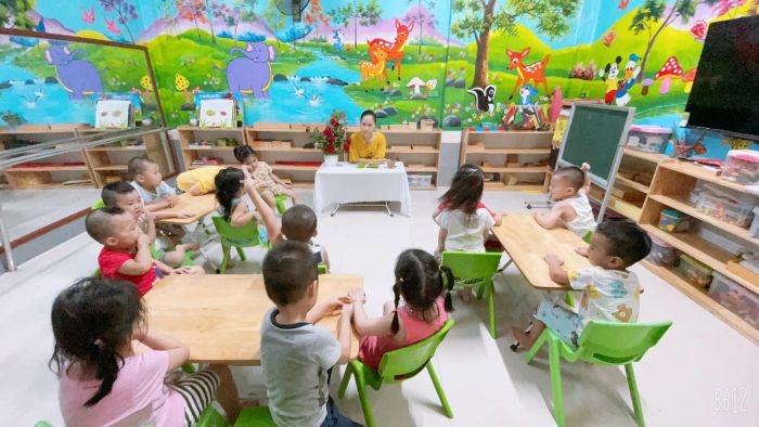Hình ảnh hoạt động vui chơi của bé tại Zin Zin