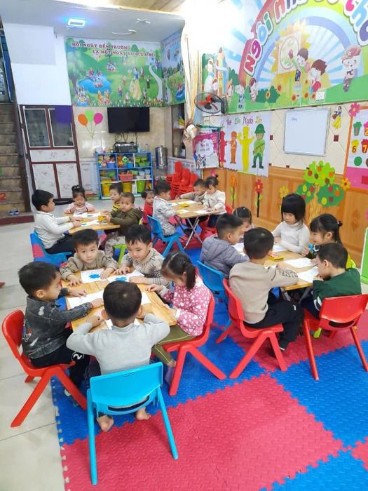 Mầm non tư thục Sơn Ca ảnh 2 - Khung cảnh học tập tràn đầy năng lượng