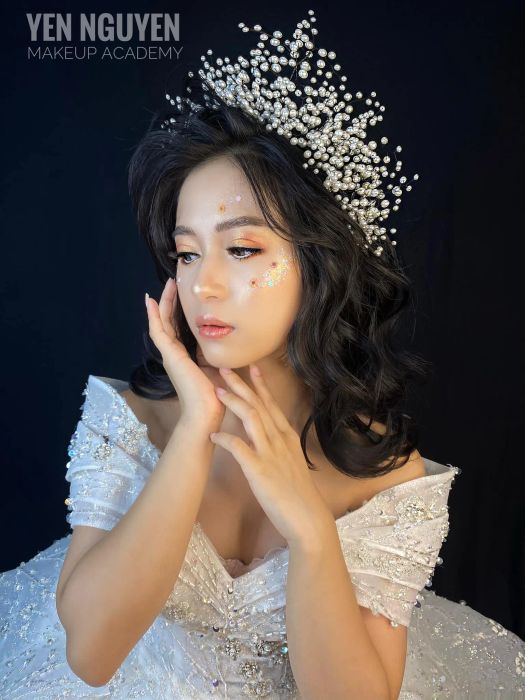 Vẻ đẹp rạng ngời của cô dâu cùng Yen Nguyen Bridal