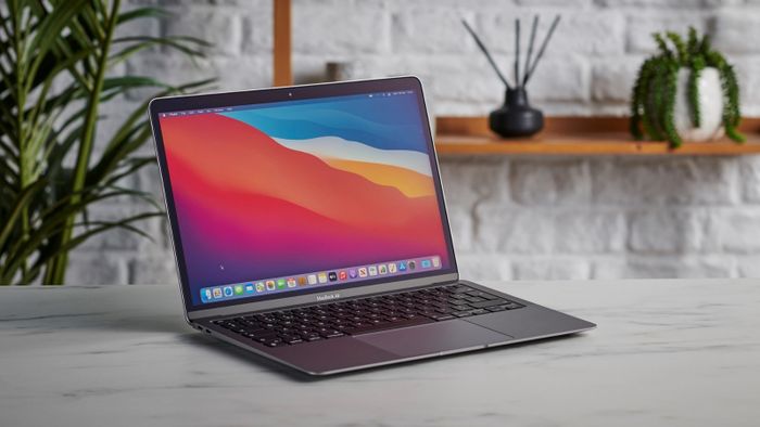 [Hình ảnh] Không gian trưng bày Macbook đa dạng tại Hoàng Hà Mobile
