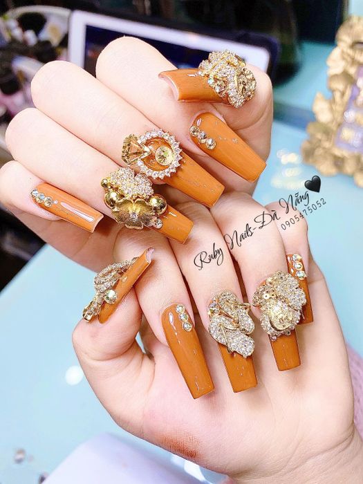 Ruby Nails Đà Nẵng ảnh 3 – Bức tranh sống động về không gian học tập truyền cảm hứng và chuyên nghiệp.
