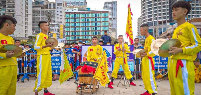 Những màn trình diễn mãn nhãn của Đoàn Lân Sư Rồng Hào Hùng