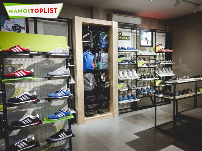 adidas-cau-giay-Tripi