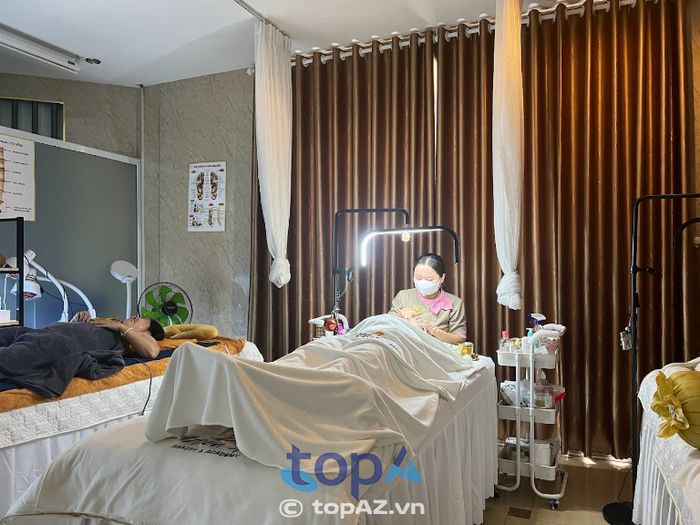Azova Spa – địa chỉ vàng trong điều trị nám, tàn nhang tại khu vực Dĩ An, nơi hội tụ công nghệ tiên tiến và dịch vụ tận tâm.