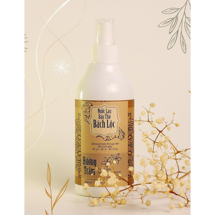 Hình ảnh thực tế nước lau bàn thờ Bách Lộc