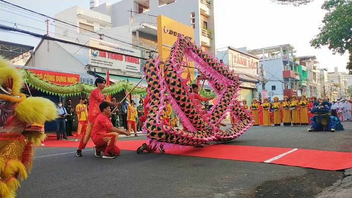 Những khoảnh khắc tỏa sáng trong biểu diễn của Đoàn Lân Sư Rồng Thọ Phước Đường