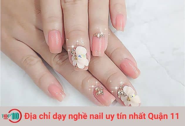 Khóa đào tạo nghề Nail & Nối Mi tại Vân Huỳnh Academy