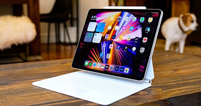 [Hình ảnh] Không gian trưng bày hiện đại tại ShopDunk với đầy đủ sản phẩm Apple chính hãng