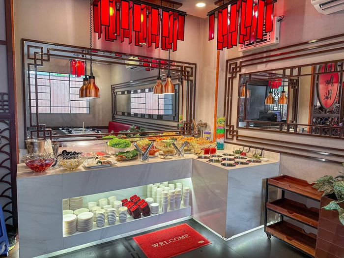 Ăn Được Phúc - Khung cảnh lẩu nướng buffet đậm chất Macao