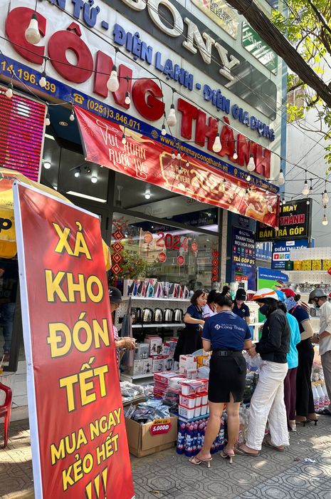 Hình ảnh không gian trưng bày tại Điện Máy Công Thành