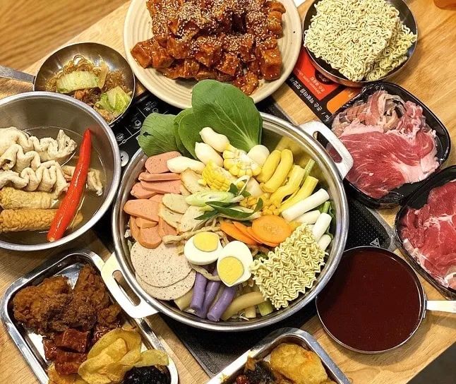 Johnson Tokbokki Bình Thạnh