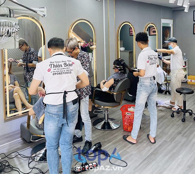 Salon làm tóc uy tín tại quận Tân Phú