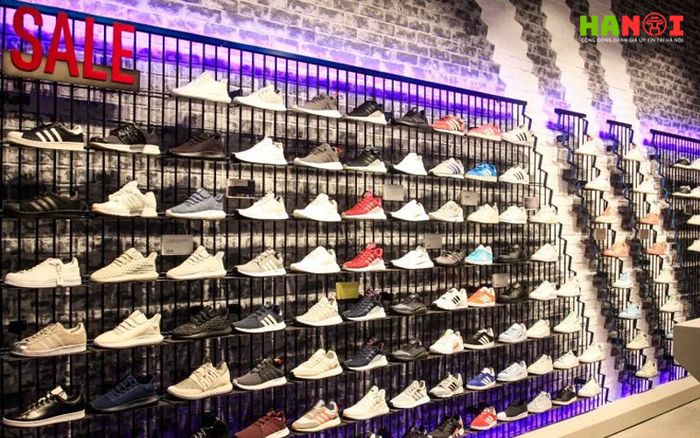 Bounty Sneakers - Đối tác uy tín được Mytour đánh giá cao