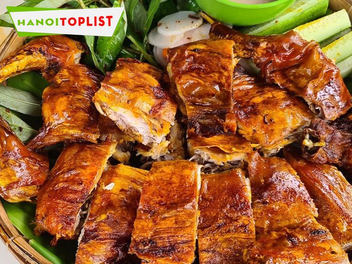 phuc-loc-tho-dac-san-thit-tho-ha-noi-Tripi