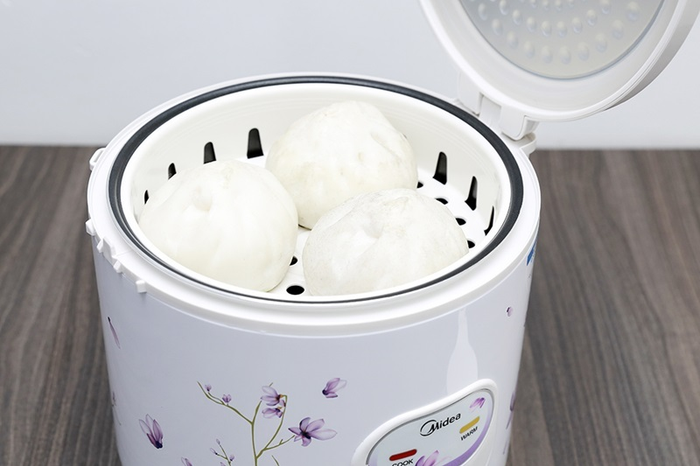 Nồi cơm điện Midea 1.8 lít MR-CM1811