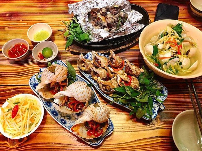 Không gian ẩm thực sang trọng tại nhà hàng Diệp Anh - Sầm Sơn