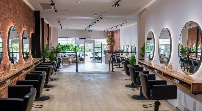Hình ảnh không gian barbershop do Pendecor thiết kế