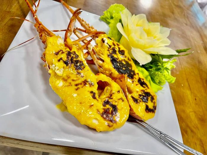 Không gian sang trọng tại Nhà Hàng Đại Dương