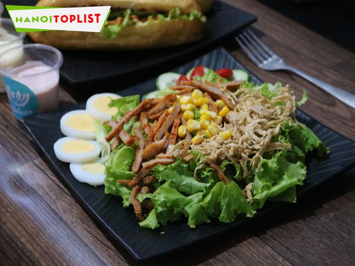 quan-salad-ngon-o-ha-noi-isalad-Tripi