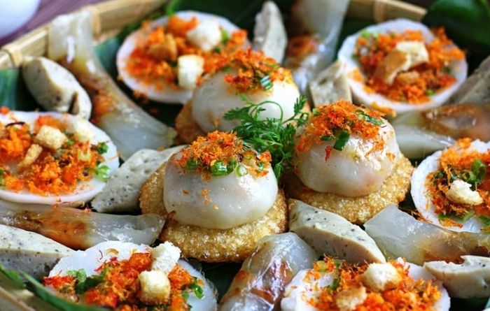Top 10 quán ăn lâu đời nổi tiếng nhất Huế - Thiên đường các loại bánh truyền thống