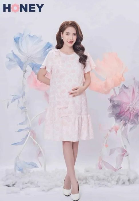 Thương hiệu đầm bầu Honey - Nâng niu vẻ đẹp mẹ bầu