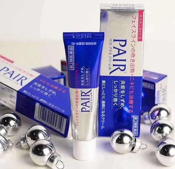 Hình ảnh thực tế sản phẩm KEM TRỊ MỤN PAIR ACNE LION CREAM W