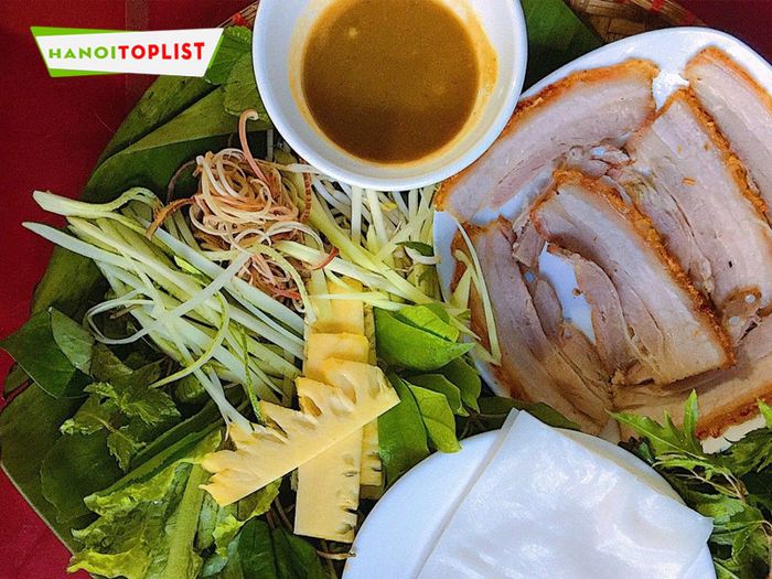 banh-trang-cuon-thit-heo-ba-tam-Tripi