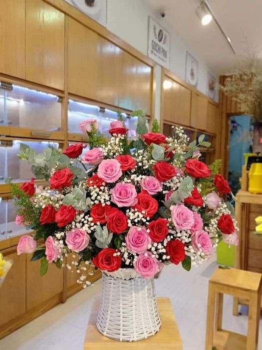 Không gian trưng bày đầy nghệ thuật tại Ny Flower
