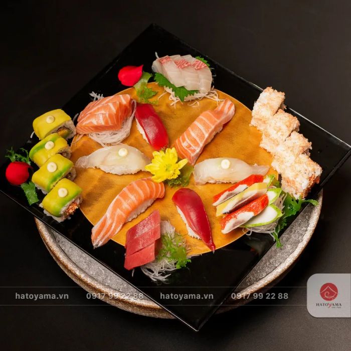 Ảnh 2 của Nhà Hàng Nhật Bản <i>Hatoyama</i>