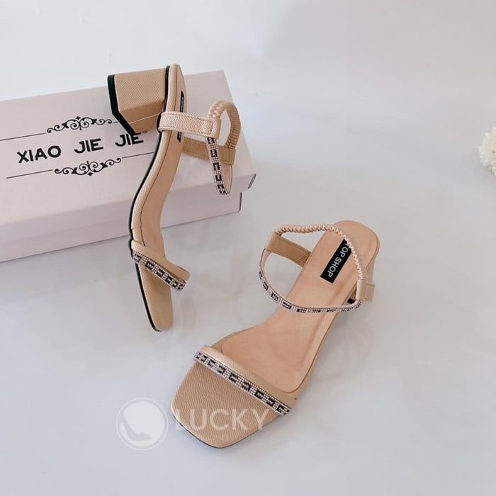 Shop Giày Lucky - Thiên đường giày dép sành điệu
