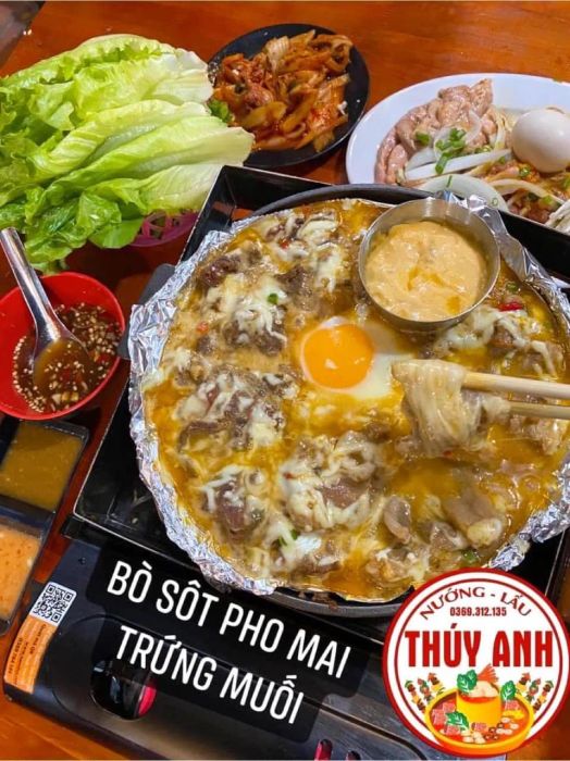 Không gian ấm cúng tại Quán Lẩu Nướng Thuý Anh