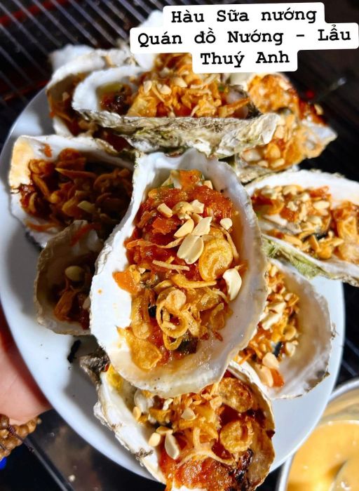Góc buffet hải sản tươi ngon tại Thuý Anh