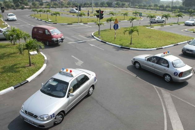 Trung Tâm Dạy Nghề Tư Thục Lái Xe Trường An - Đồng hành cùng sự thành công của học viên