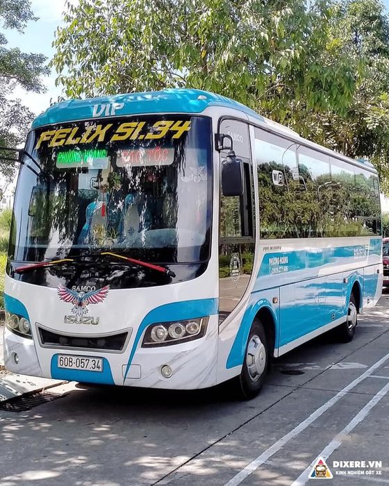Đội xe limousine hiện đại của Phượng Hoàng