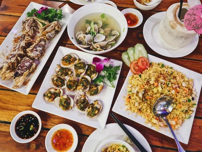 Khoảnh khắc đắm chìm trong không gian ấm cúng tại Hải Sản Phố ảnh 1