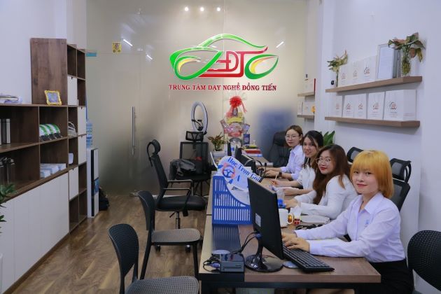 Trung tâm Đào tạo Lái xe Đồng Tiến - Nơi chắp cánh những hành trình an toàn