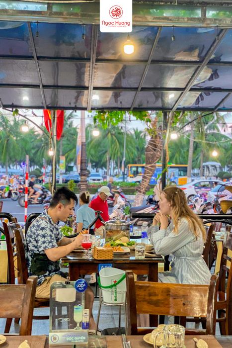 Hình ảnh thứ ba tại Ngọc Hương Seafood Restaurant