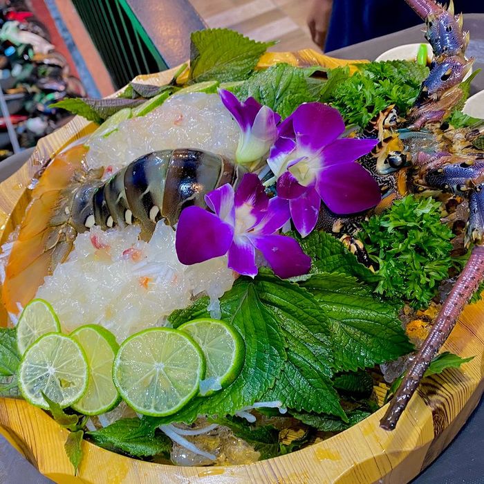 Hình ảnh đầu tiên tại Nhà Hàng Hải Sản Biển Việt