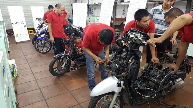 Vinhempich - Địa chỉ vàng đào tạo nghề sửa chữa xe máy tại TP.HCM