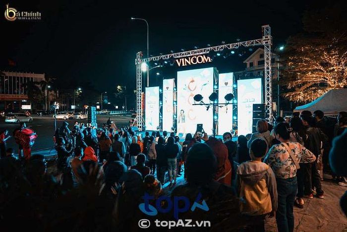 Bá Chính Media - Event - Đơn vị tiên phong về giải pháp màn hình LED tại xứ Huế