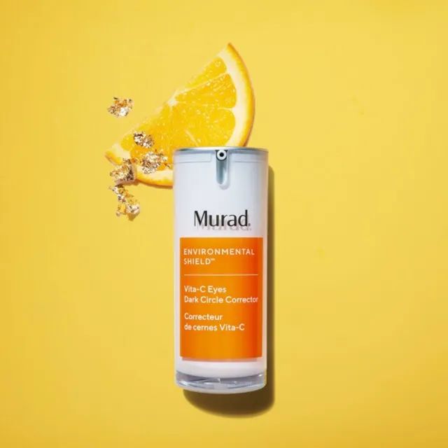 Kem điều chỉnh quầng thâm mắt Murad Vita-C Eyes Dark Circle Corrector – Giải pháp hiệu quả giúp làm sáng vùng mắt, giảm quầng thâm, bọng mắt và nếp nhăn. Sản phẩm mang đến đôi mắt tươi sáng và rạng ngời nhờ thành phần độc đáo như Vitamin C Ester hóa và tinh chất tảo biển.