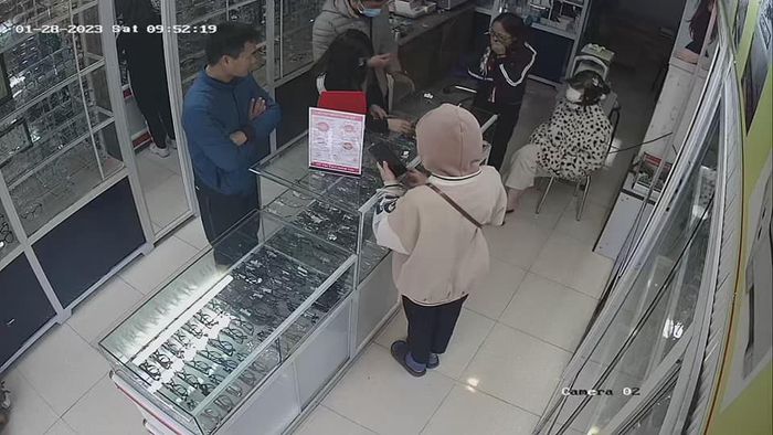 Kính Mắt Cường Nga - Hình Ảnh 2