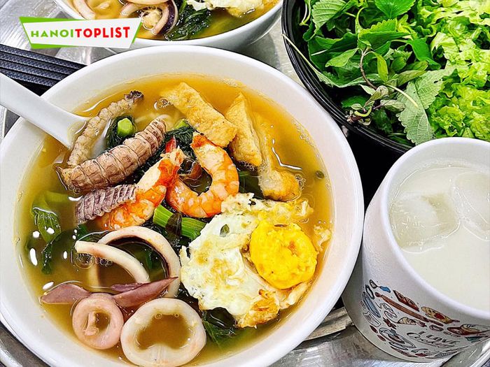bun-hai-san-phuong-hoa-Tripi