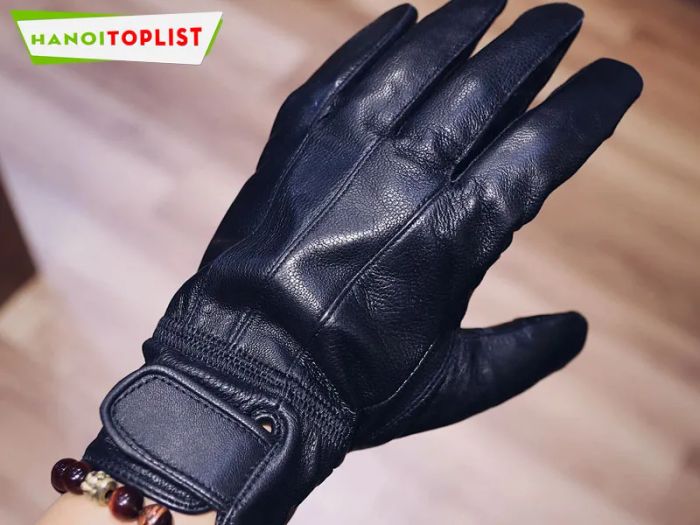 Thế giới găng tay Hà Nội Tripi