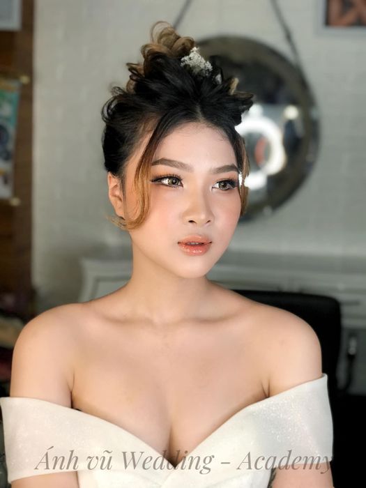 Không gian học tập hiện đại tại Ánh Vũ Makeup Academy