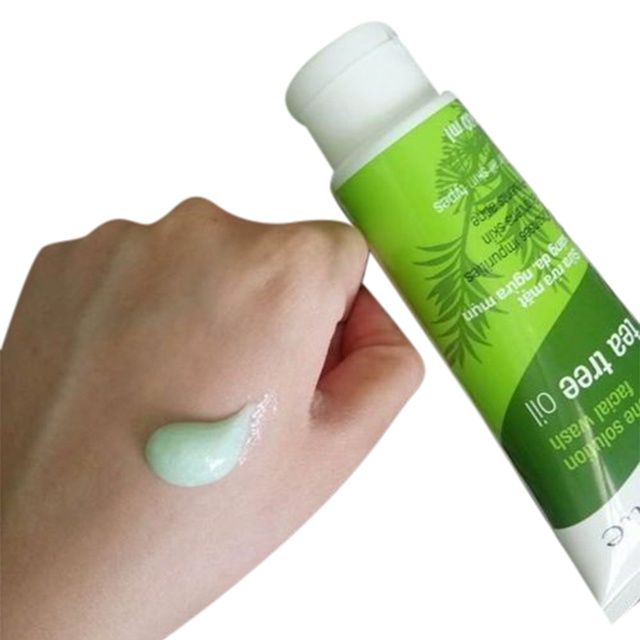 Hình ảnh chân thực sữa rửa mặt Tràm Trà Vedette - phiên bản 2