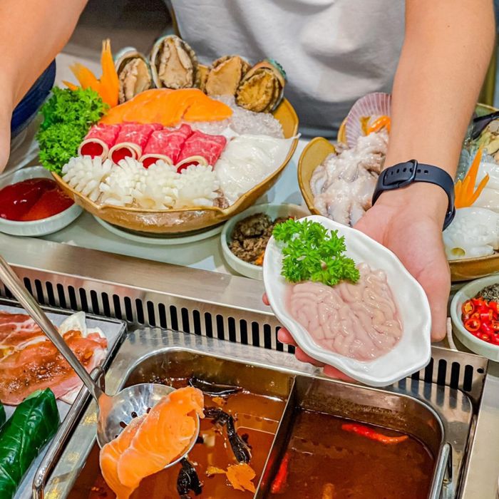 Không gian sang trọng với phong cách Macao tại Ăn Được Phúc