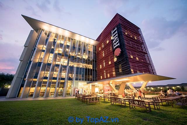 Trường đại học với khuôn viên đẹp nhất tại TPHCM
