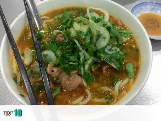 Hành trình ẩm thực Hóc Môn: Điểm đến vàng cho tín đồ ăn vặt